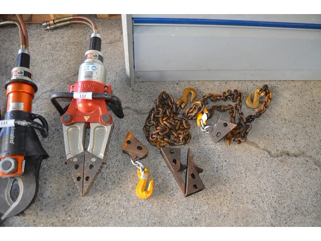 Hydraulische spreider met kettingen holmatro sp 3240+ - afbeelding 1 van  8