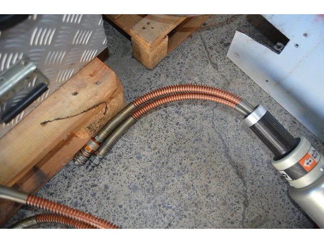 Hydraulische spreider met kettingen holmatro sp 3240+ - afbeelding 5 van  8