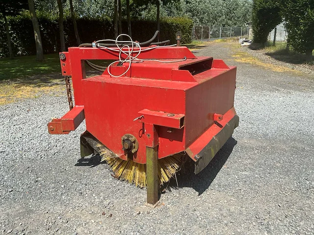 Hydraulische veegborstel - afbeelding 2 van  7