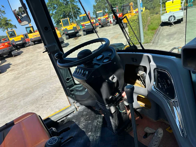 Hyload - 2021 - 3050 - shovel - afbeelding 36 van  44