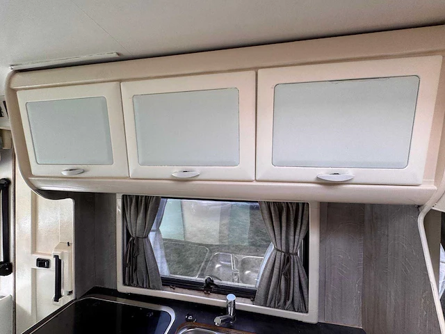 Hymer camper - afbeelding 21 van  36