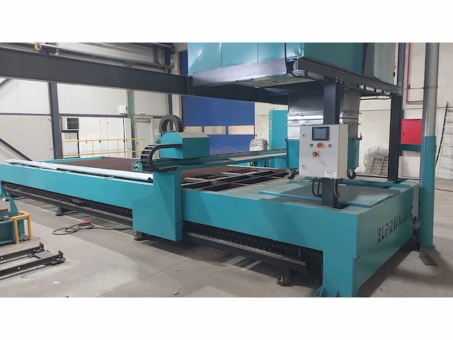 Hypertherm hd3070 plasmasnijmachine - afbeelding 1 van  11
