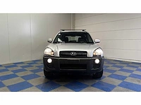 Hyundai - 2005 - tucson - personenauto - afbeelding 19 van  47