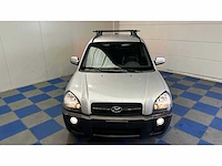 Hyundai - 2005 - tucson - personenauto - afbeelding 22 van  47