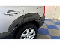 Hyundai - 2005 - tucson - personenauto - afbeelding 28 van  47