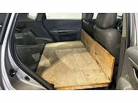 Hyundai - 2005 - tucson - personenauto - afbeelding 35 van  47