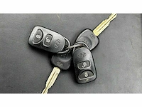 Hyundai - 2005 - tucson - personenauto - afbeelding 34 van  47