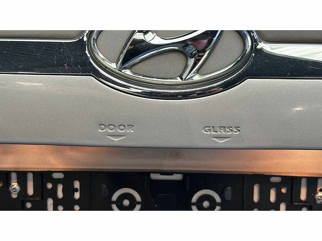 Hyundai - 2005 - tucson - personenauto - afbeelding 45 van  47