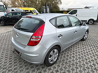 Hyundai - 2010 - i30 - personenauto - afbeelding 15 van  16
