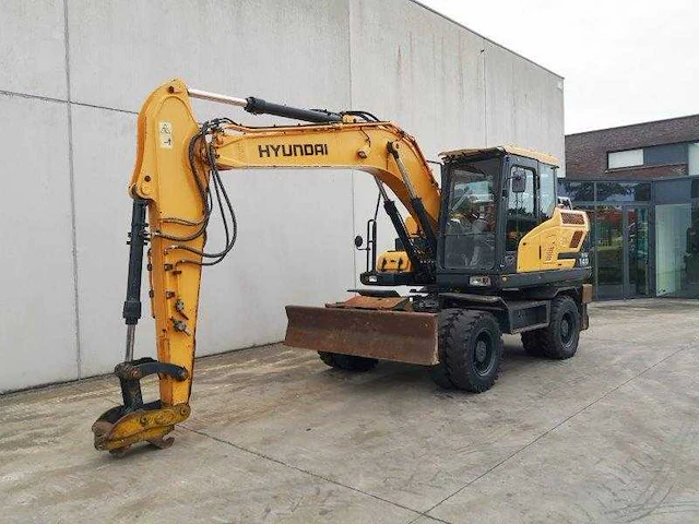 Hyundai - 2017 - hw140 - banden graafmachine - afbeelding 1 van  51