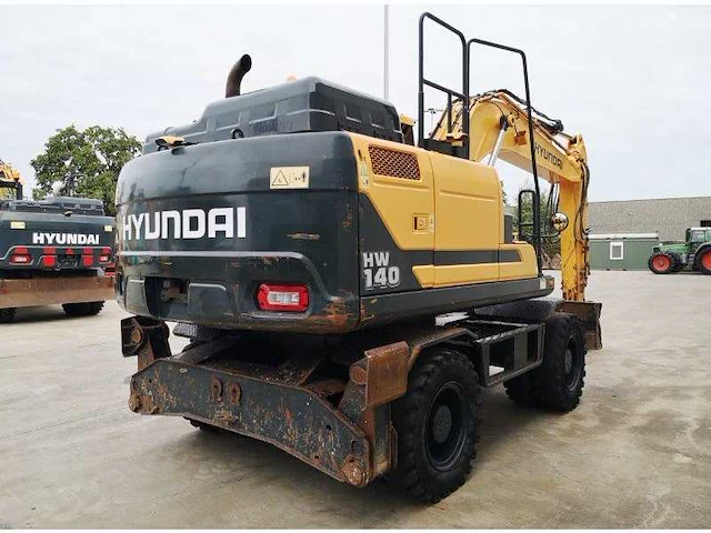 Hyundai - 2017 - hw140 - banden graafmachine - afbeelding 45 van  51
