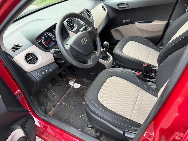 Hyundai - 2017 - i10 - i10 - personenauto - afbeelding 15 van  30