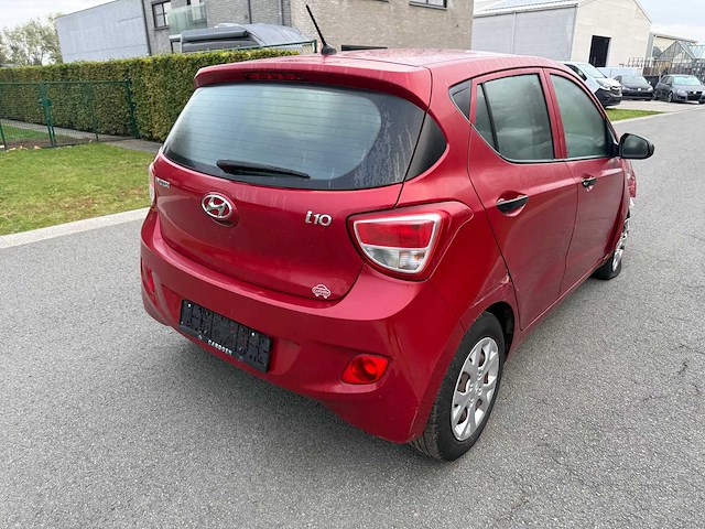 Hyundai - 2017 - i10 - i10 - personenauto - afbeelding 4 van  30