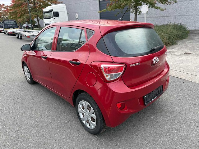 Hyundai - 2017 - i10 - i10 - personenauto - afbeelding 6 van  30