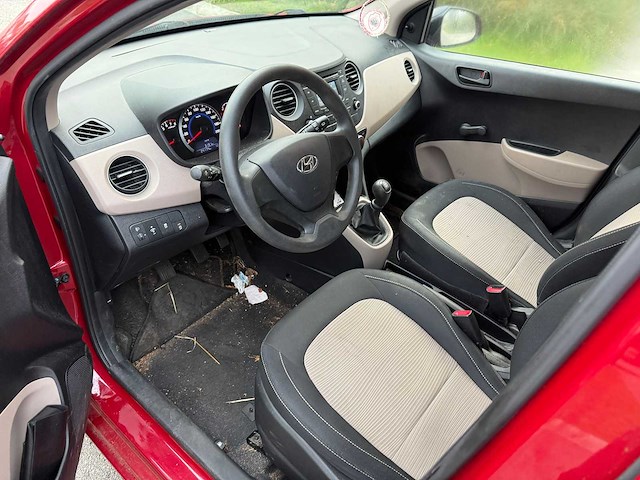 Hyundai - 2017 - i10 - i10 - personenauto - afbeelding 10 van  30