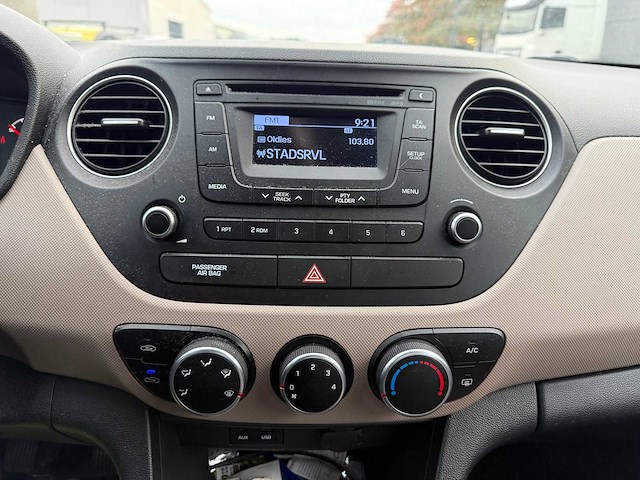 Hyundai - 2017 - i10 - i10 - personenauto - afbeelding 14 van  30