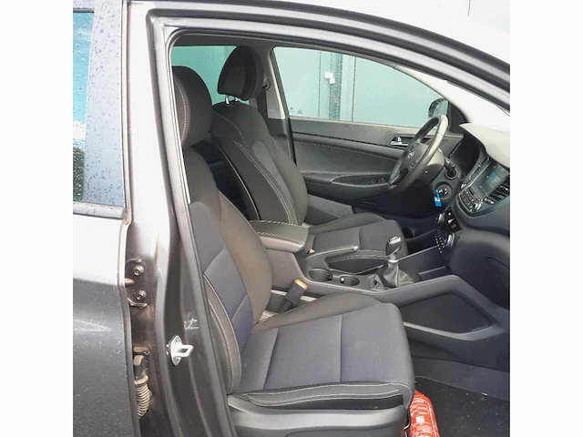 Hyundai - 2018 - tucson - personenauto - afbeelding 3 van  26