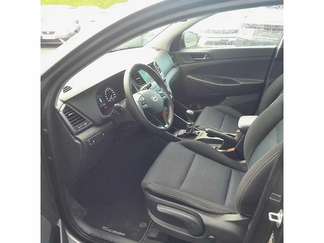 Hyundai - 2018 - tucson - personenauto - afbeelding 5 van  26