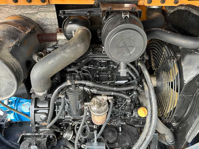 Hyundai - 2019 - r60vs - midigraafmachine - afbeelding 21 van  44