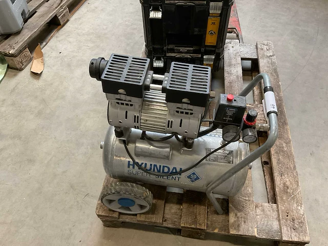 Hyundai 55752fh luchtcompressor - afbeelding 3 van  5