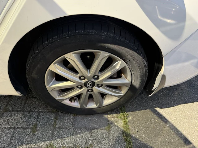 Hyundai elantra, 2015 - afbeelding 18 van  23