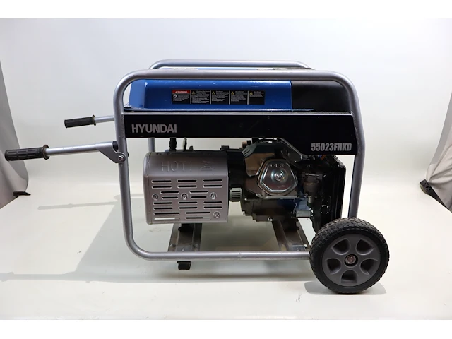 Hyundai generator - afbeelding 1 van  3