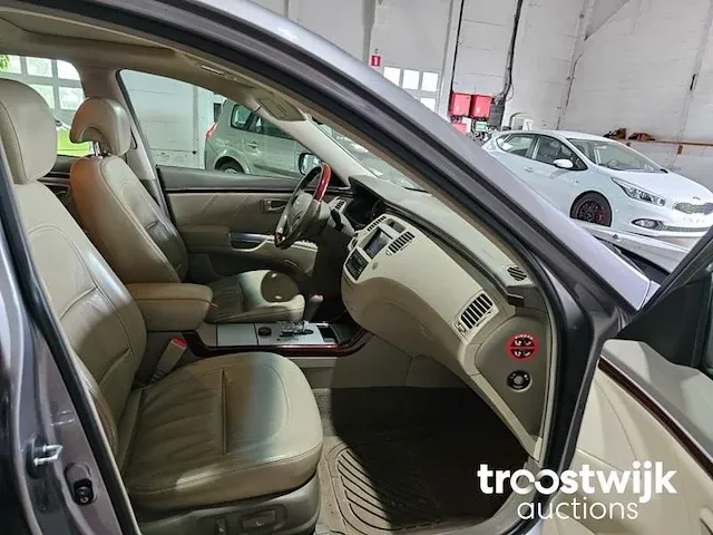 Hyundai grandeur azera - afbeelding 6 van  38