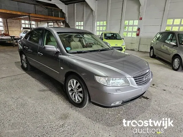 Hyundai grandeur azera - afbeelding 23 van  38