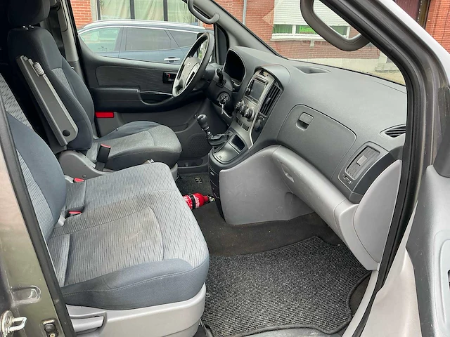 Hyundai h-2011 uit 1 - afbeelding 16 van  72