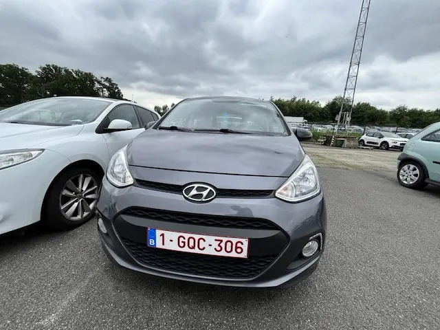 Hyundai i10 1.0i blackline 66, 2015 - afbeelding 12 van  24