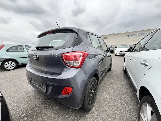 Hyundai i10 1.0i blackline 66, 2015 - afbeelding 19 van  24