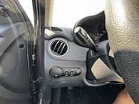 Hyundai i10 1.0i comfort bluedrive 69,2011 - afbeelding 5 van  27