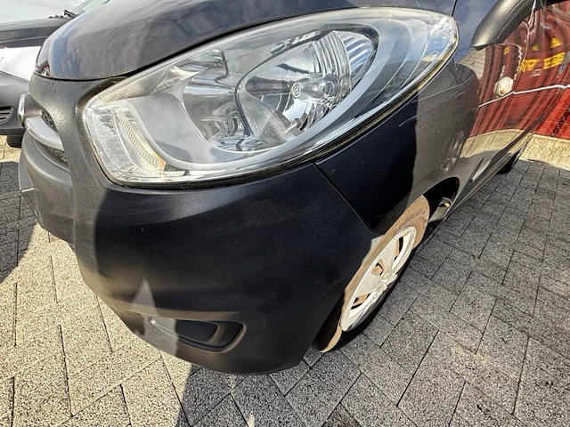 Hyundai i10 1.0i comfort bluedrive 69,2011 - afbeelding 16 van  27