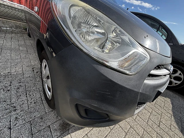 Hyundai i10 1.0i comfort bluedrive 69,2011 - afbeelding 18 van  27