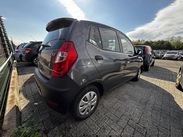 Hyundai i10 1.0i comfort bluedrive 69,2011 - afbeelding 22 van  27