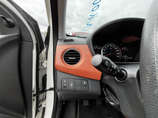 Hyundai i10 1.0i fun 66, 2015 - afbeelding 4 van  28