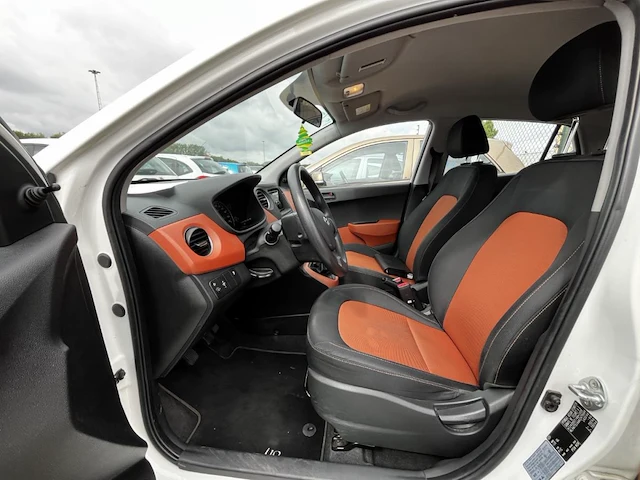 Hyundai i10 1.0i fun 66, 2015 - afbeelding 6 van  28