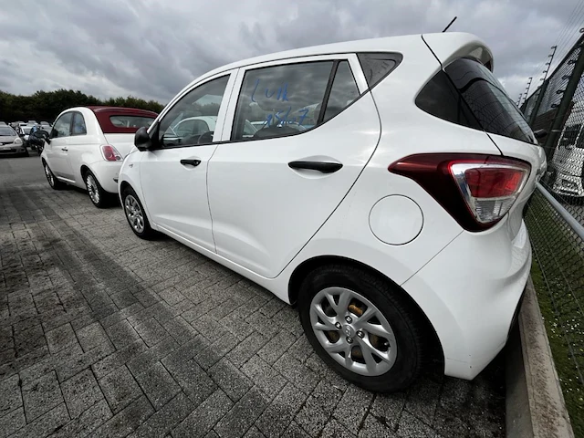 Hyundai i10 1.0i fun 66, 2015 - afbeelding 24 van  28