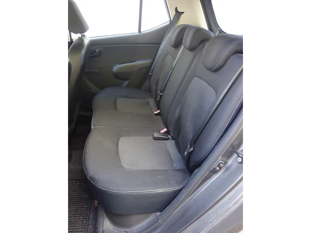 Hyundai i10 - afbeelding 2 van  19