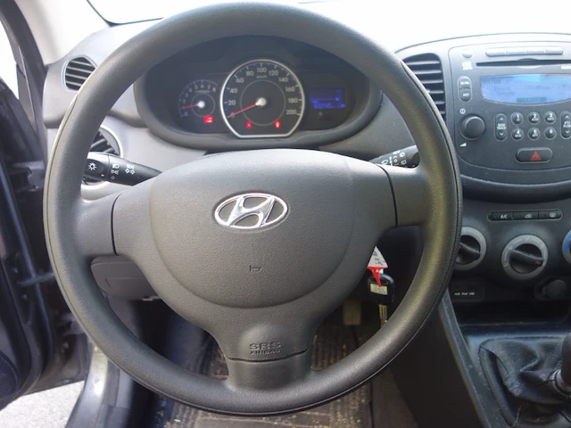 Hyundai i10 - afbeelding 3 van  19