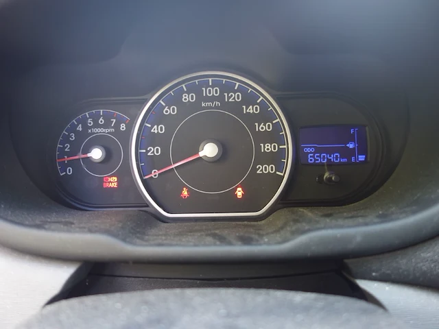 Hyundai i10 - afbeelding 4 van  19