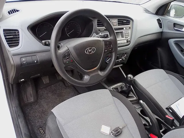 Hyundai i20 1.2 - afbeelding 15 van  35