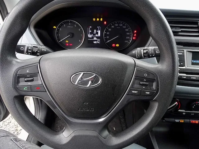 Hyundai i20 1.2 - afbeelding 20 van  35