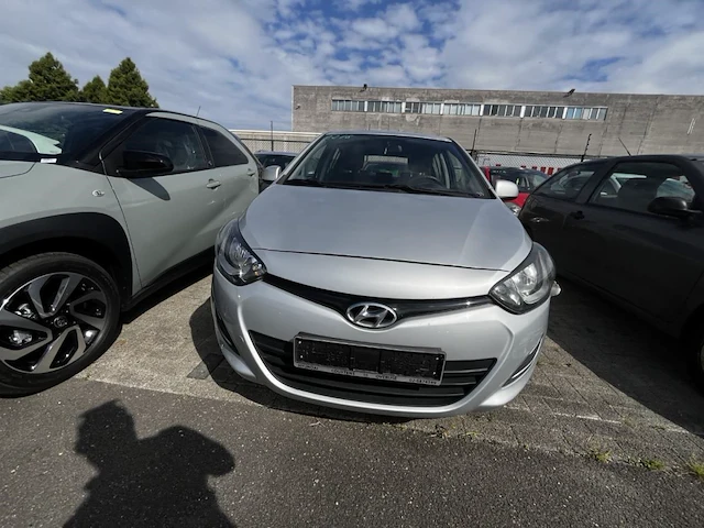 Hyundai i20 1.2i comfort 85, 2013 - afbeelding 12 van  33