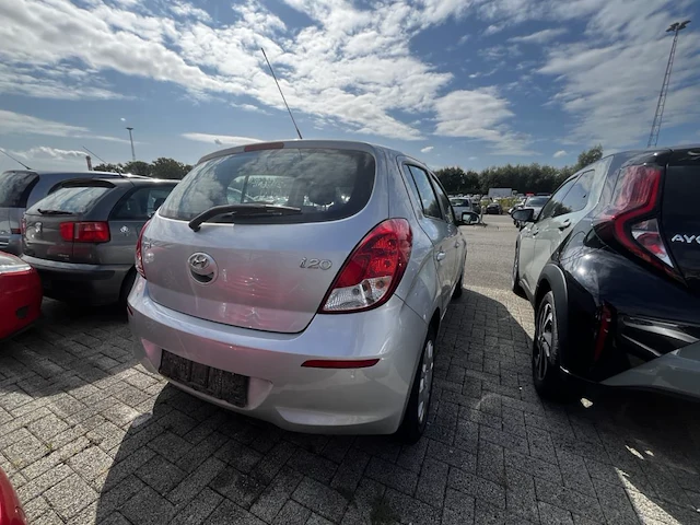 Hyundai i20 1.2i comfort 85, 2013 - afbeelding 28 van  33