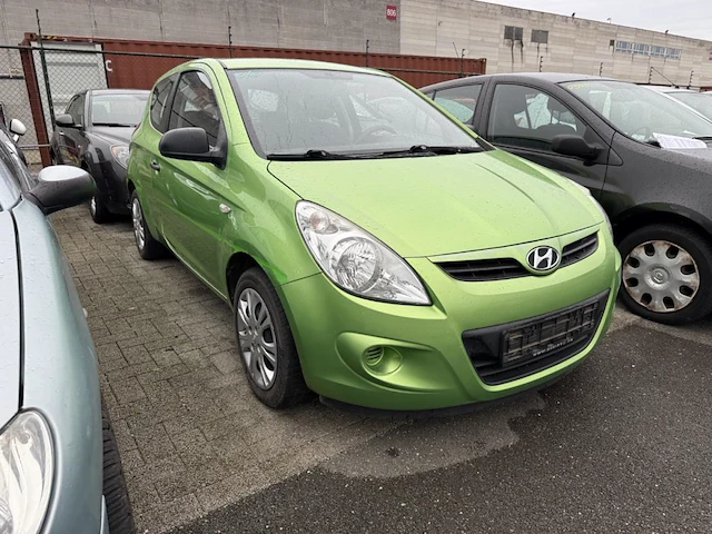 Hyundai i20 1.4 crdi comfort bluedrive fap,2011 - afbeelding 23 van  32