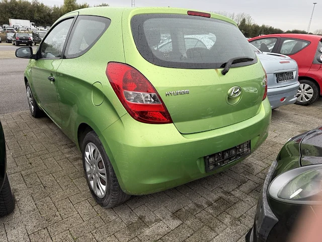 Hyundai i20 1.4 crdi comfort bluedrive fap,2011 - afbeelding 28 van  32