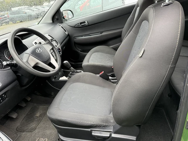 Hyundai i20 1.4 crdi comfort bluedrive fap,2011 - afbeelding 30 van  32