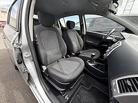 Hyundai i20 1.4 crdi comfort 'fleet me up' 75,2010 - afbeelding 13 van  26
