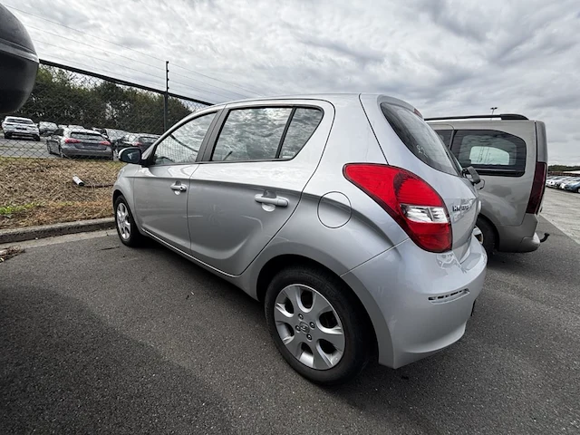 Hyundai i20 1.4 crdi comfort 'fleet me up' 75,2010 - afbeelding 22 van  26